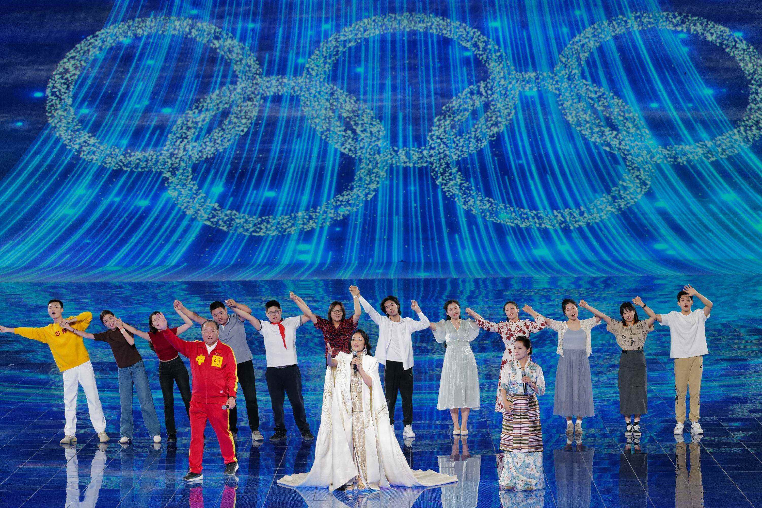 开云体育官网app-包含压轴之战！国际盛会拉开帷幕，双方实力堪比！的词条