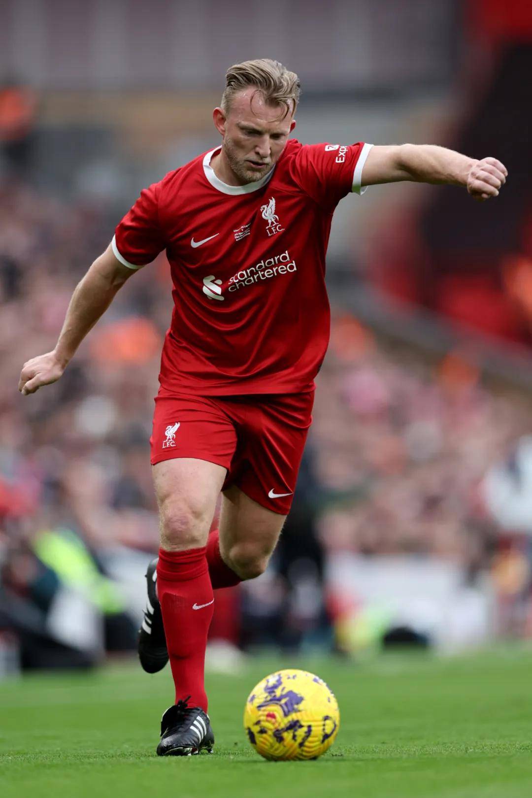 阿贾克斯逆转，晋级国内联赛决赛