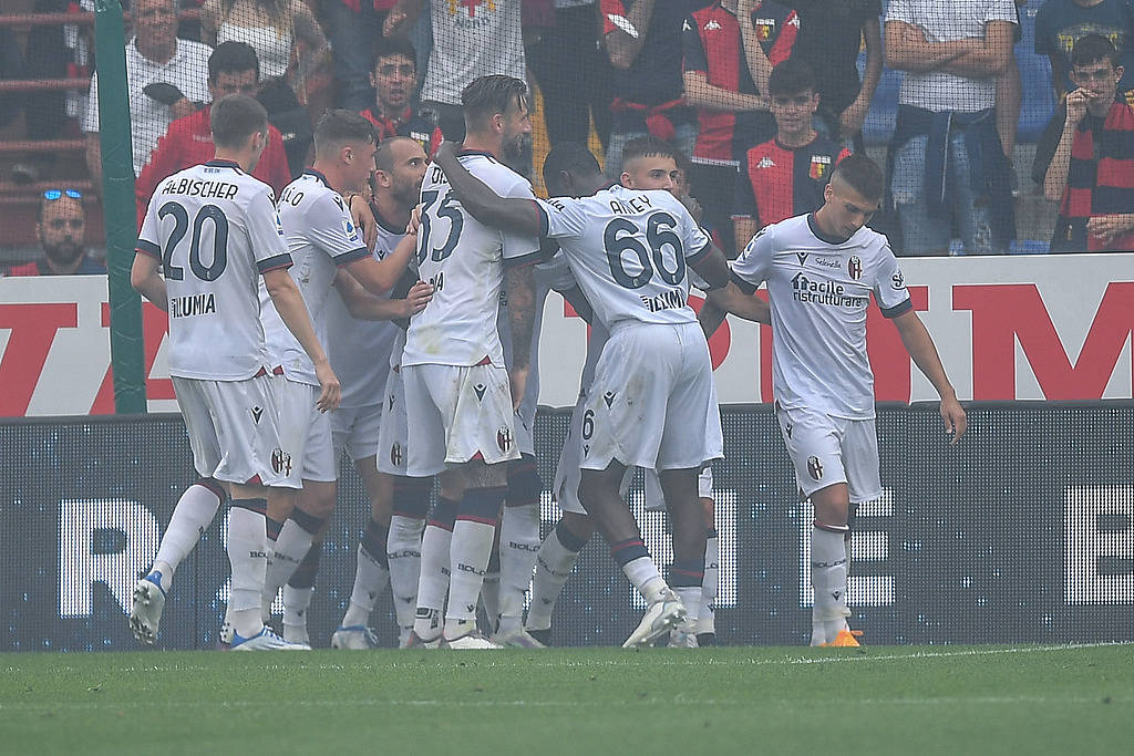 包含热那亚客场逆转，实现重要胜利的词条